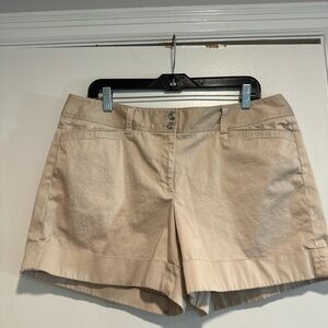 White House Black Market sz: 14 Tan cotton/ Spandex. Slight Sheen. Shorts.